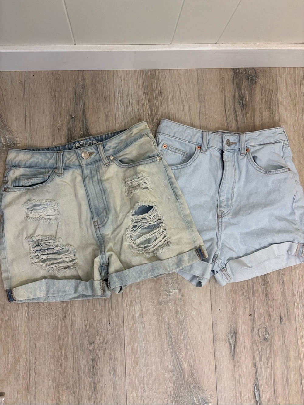 2 pairs Light Wash Denim Shorts - Casual Rolled Hem size 2/3